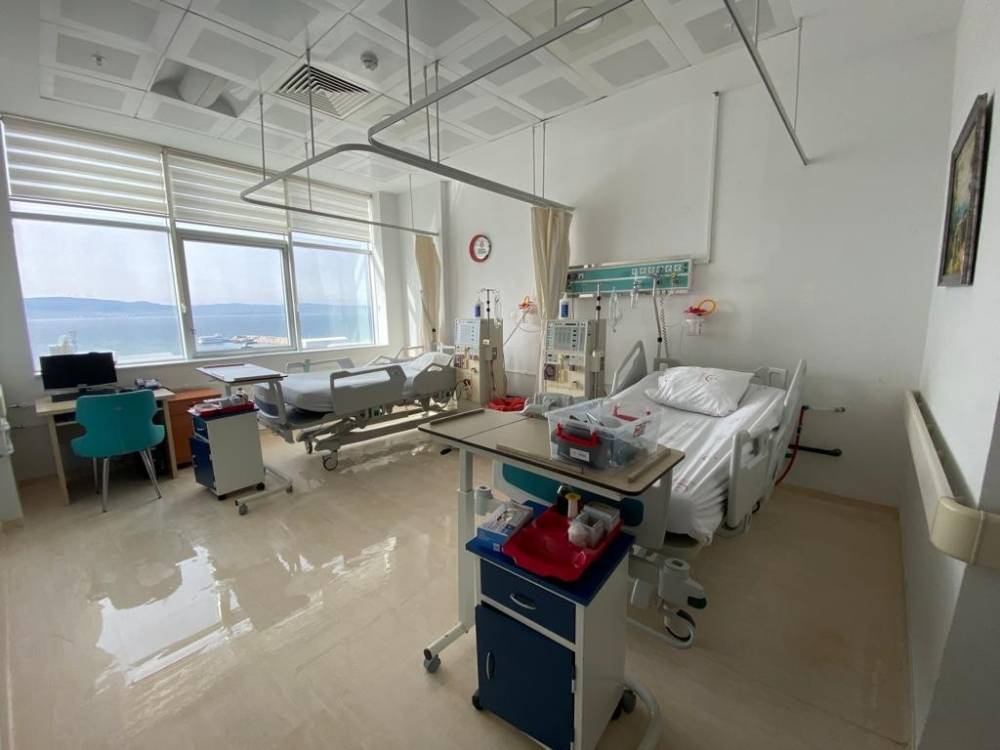 Lapseki Devlet Hastanesi daha fazla diyaliz hastasına hizmet verecek
