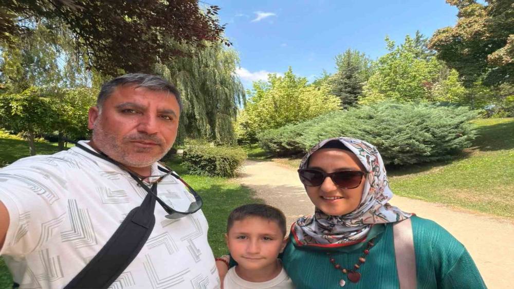 &Ccedil;anakkale&rsquo;de b&ouml;cek ilacından zehirlendiği iddia edilen Yusuf Talha&rsquo;nın &ouml;ld&uuml;ğ&uuml; olayda 2 ş&uuml;pheli tutuklandı
