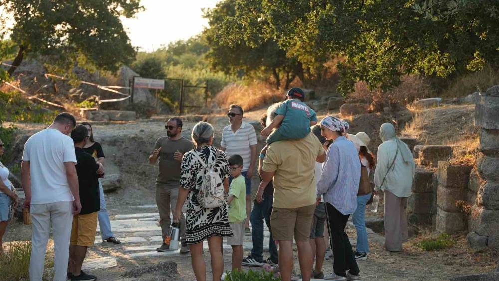 Dokuz g&uuml;n boyunca k&uuml;lt&uuml;r ve sanatın merkezi olan &Ccedil;anakkale&rsquo;de festival sona erdi
