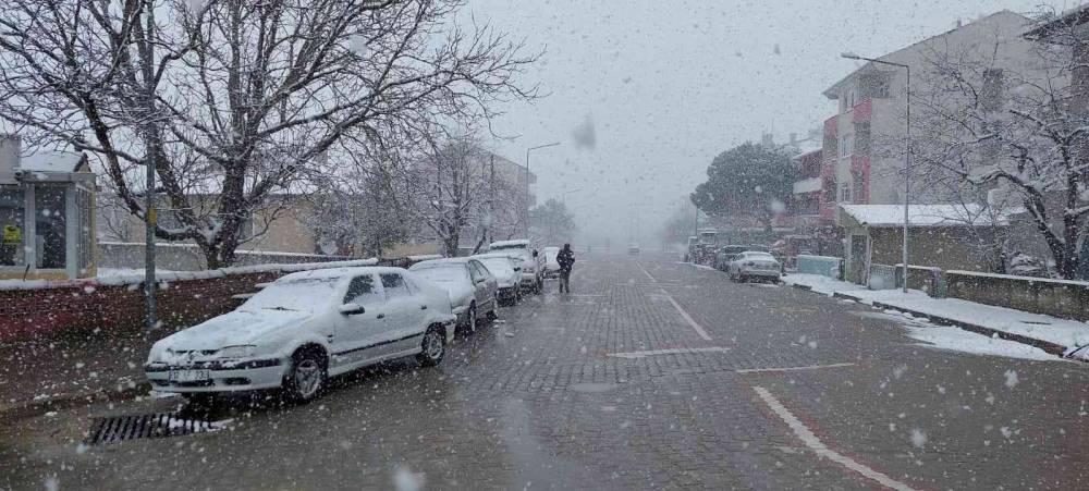 Yenice’de okullara kar tatili
