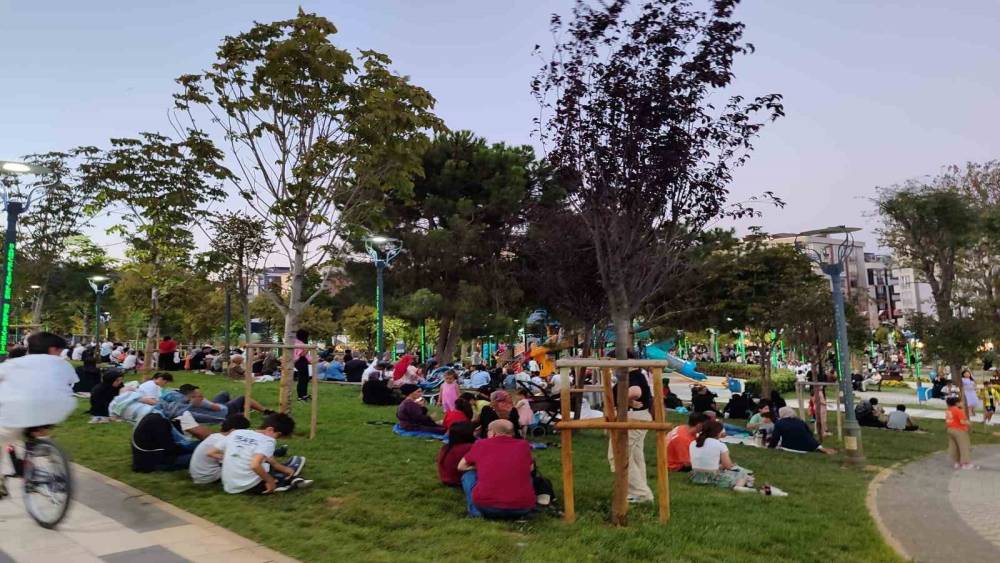 İstanbul’da hissedilen deprem oldu
