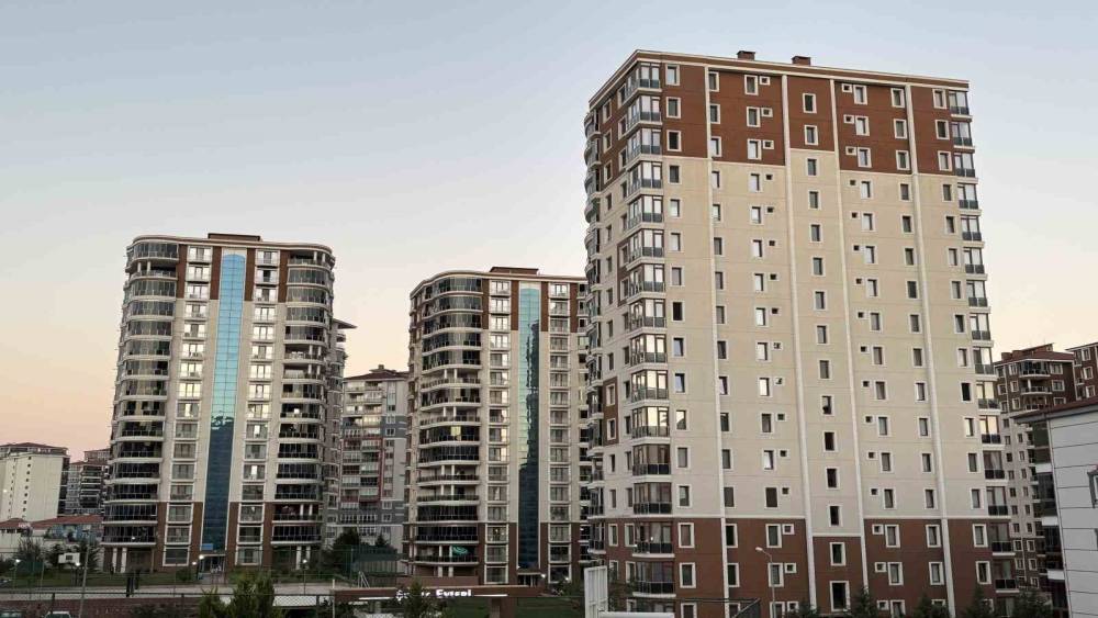 Deprem Edirne’de de hissedildi
