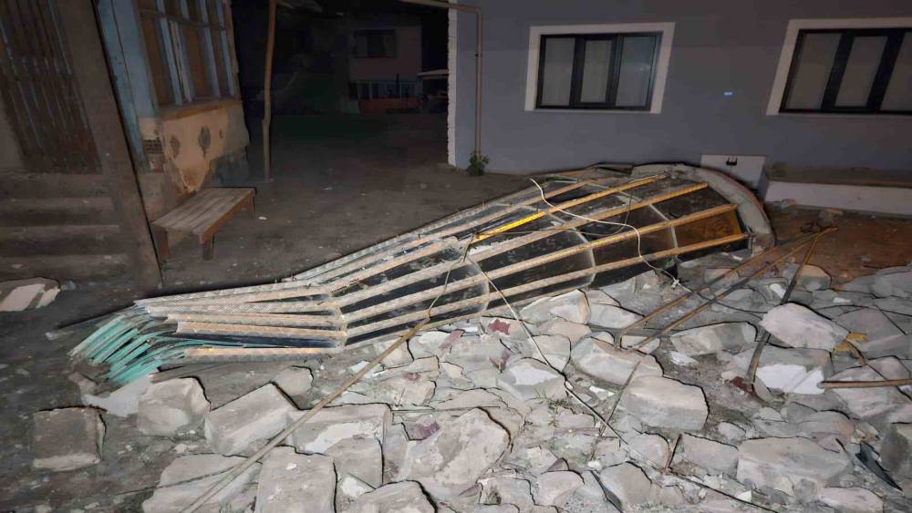 Deprem bölgesinde vatandaşlar o anları anlattı
