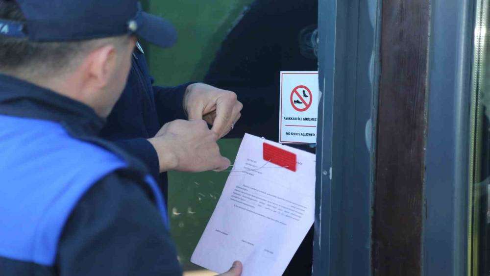 Gizli kamera skandalı sonrası o bungalov süresiz olarak mühürlendi
