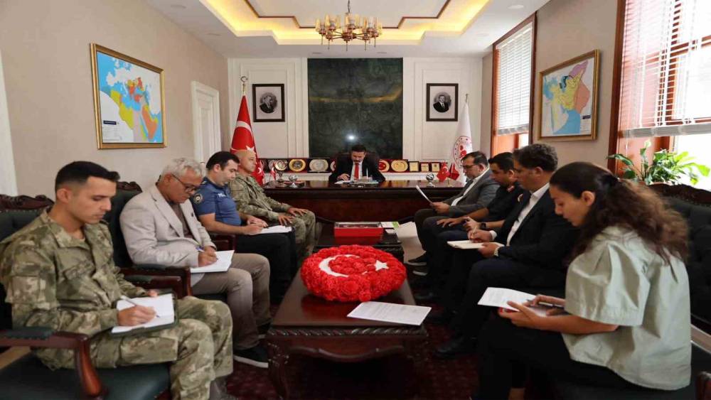 G&ouml;k&ccedil;eada&rsquo;nın Kurtuluş G&uuml;n&uuml; ve 19 Eyl&uuml;l Gaziler G&uuml;n&uuml; hazırlıkları başladı
