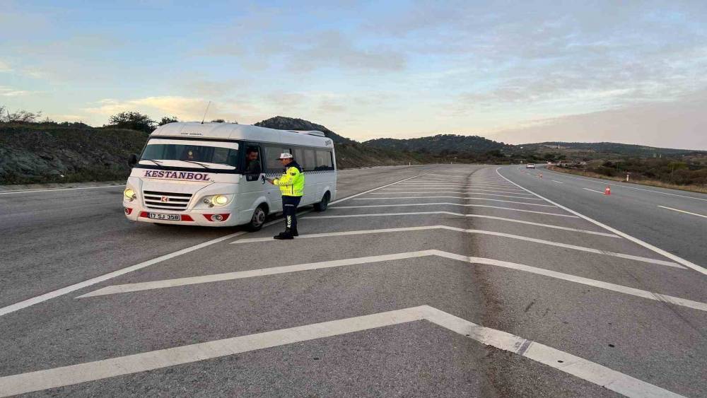 &Ccedil;anakkale&rsquo;de 509 ara&ccedil; trafikten men edildi
