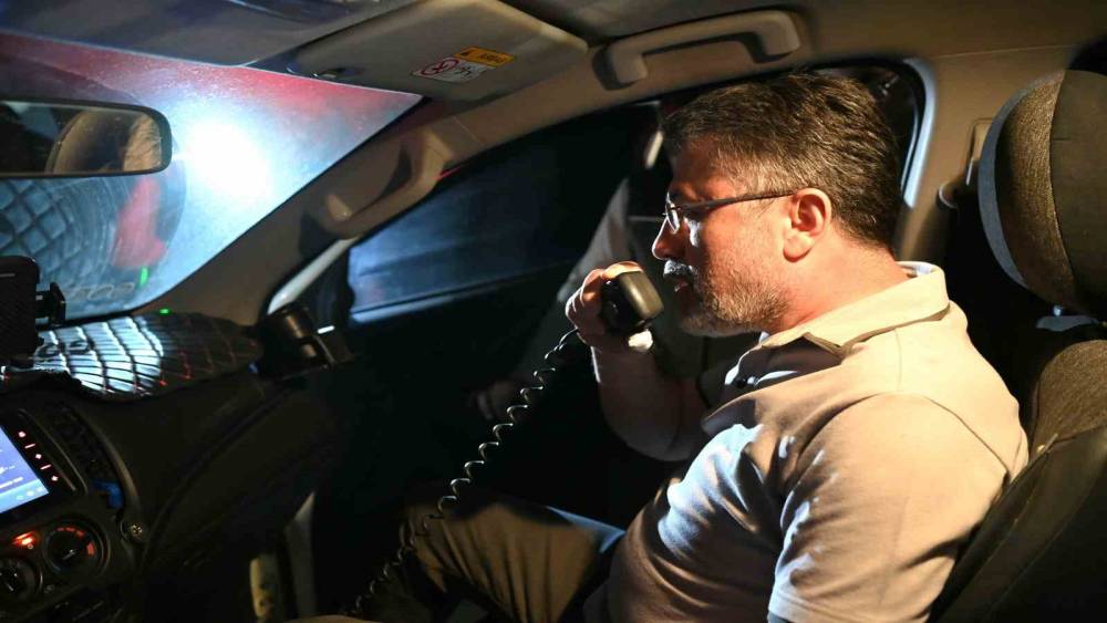 Bakan Yumaklı’dan yangın bölgesinde çalışan ekiplere moral ziyareti
