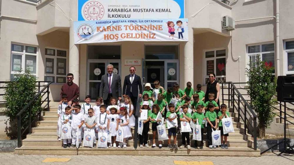 Başkan Elbi s&ouml;z&uuml;n&uuml; tuttu, Karabiga&rsquo;da &ccedil;ocuklar &ccedil;ok mutlu oldu
