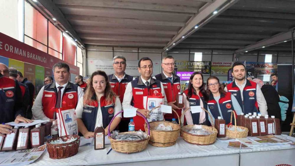 &Uuml;reticilere buzağılar i&ccedil;in 3 bin adet sağlık seti dağıtılacak
