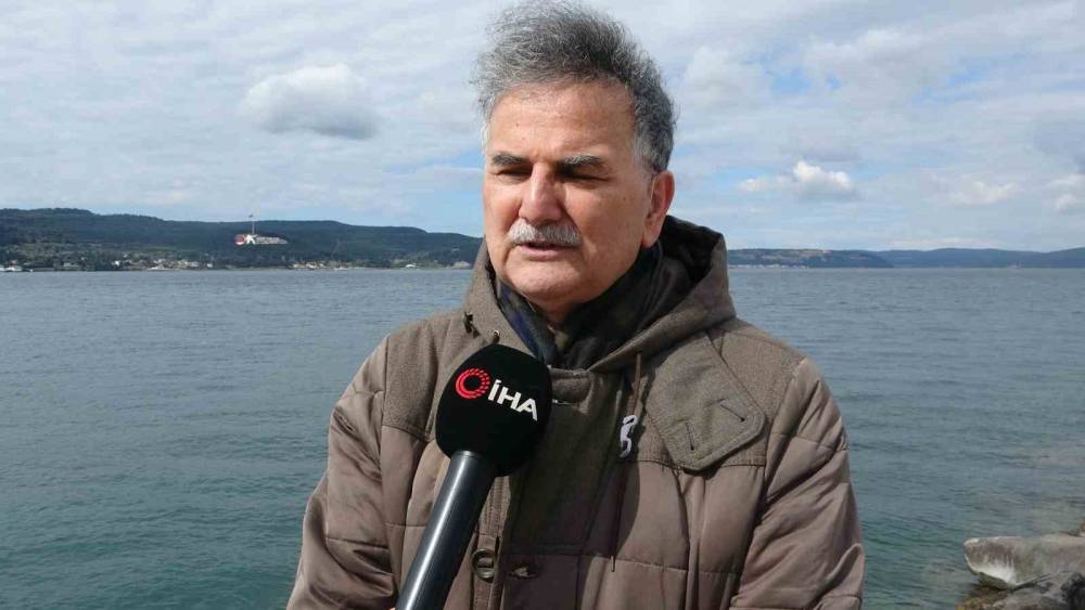 28 Şubat zamanı baş&ouml;rt&uuml;l&uuml; &ouml;ğrencileri derse alan &ouml;ğretim g&ouml;revlisi &uuml;niversitede mobbinge uğradı
