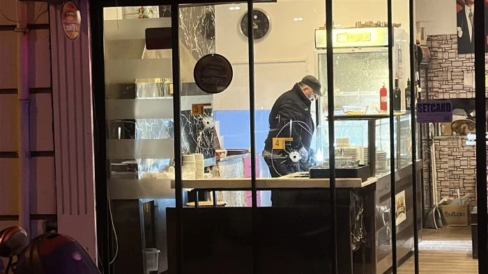 &Ccedil;anakkale&rsquo;de iş yerine silahlı saldırı: 1 yaralı