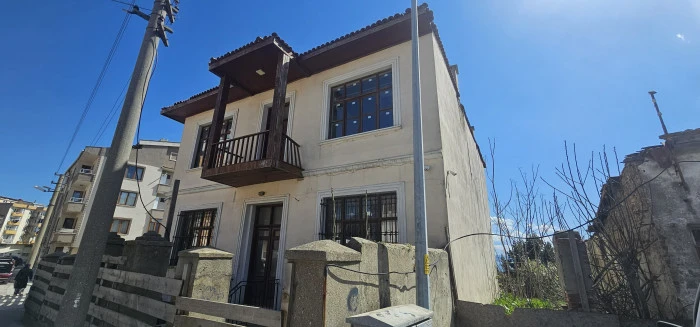 Gelibolu&rsquo;da eski kaymakamlık binası konuk evi olacak