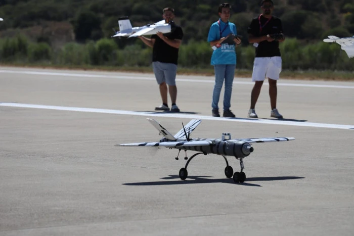 Gökçeada’da TEKNOFEST’in 3’üncü gününde İHA’lar gökyüzünde kıyasıya mücadele etti