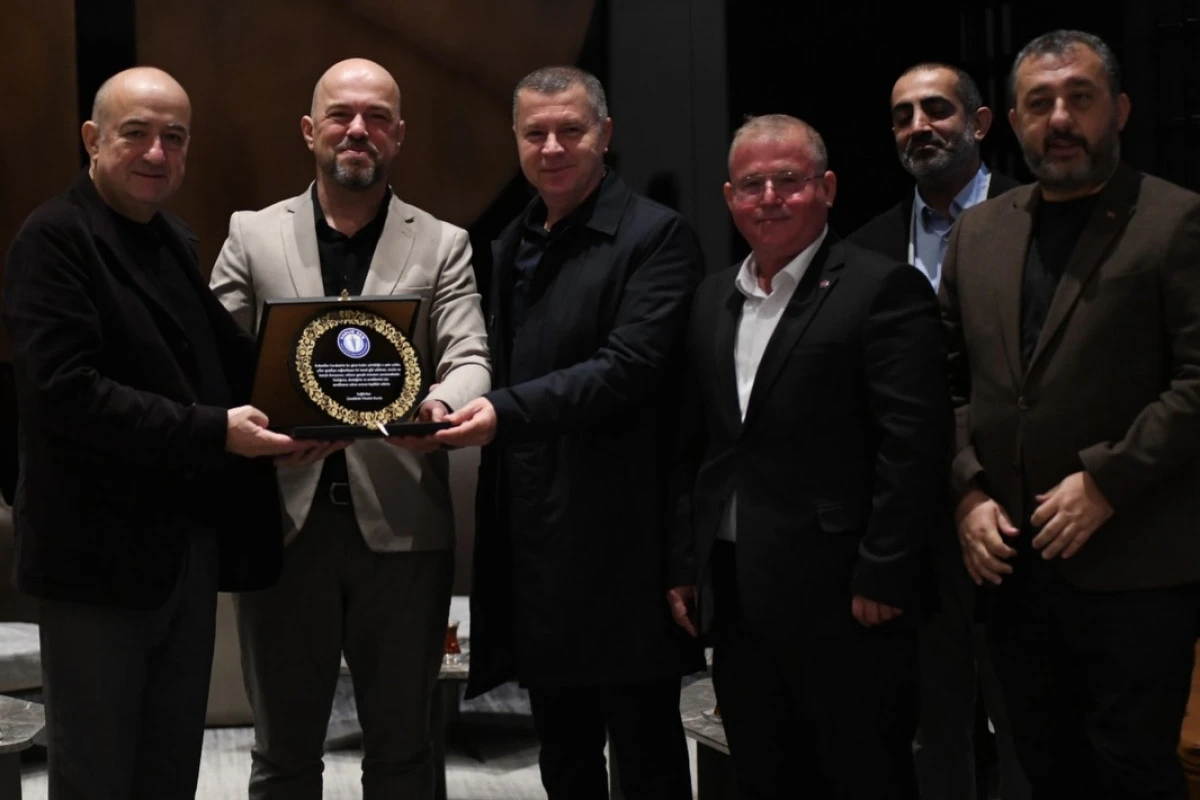 Kuzu, tıbbi sekreterler gününü kutladı